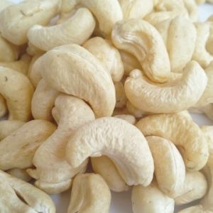 Raw cashew nuts without skin W180